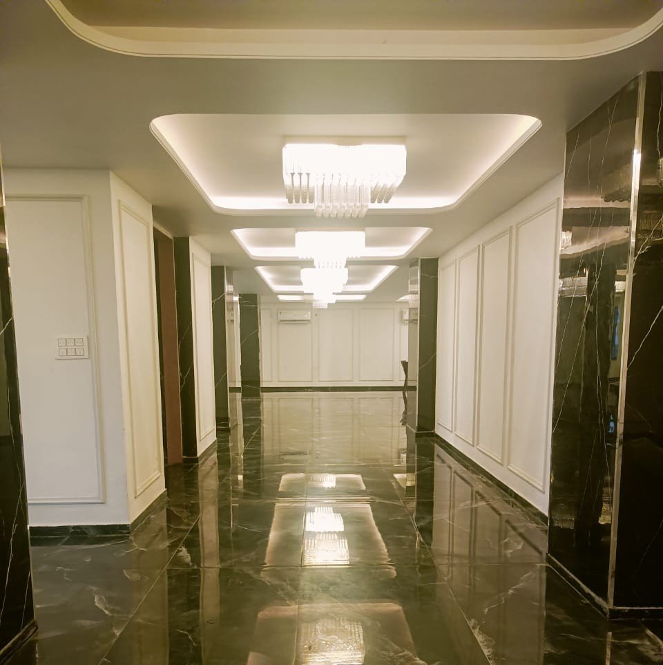 Wide lobby sitting area